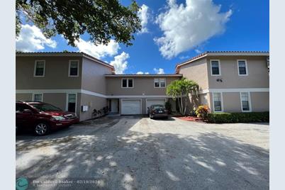 11500 NW 44th St - Photo 1