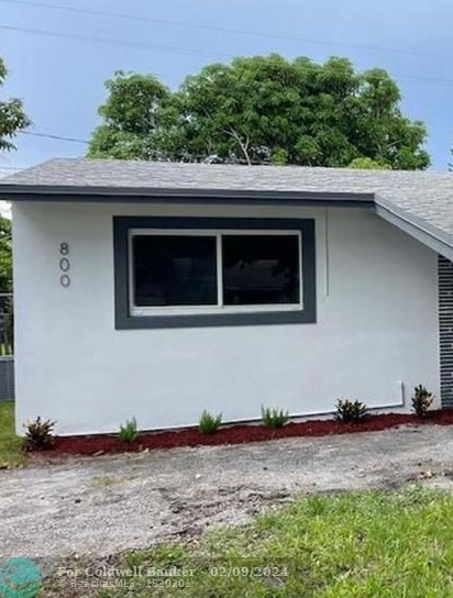 800 68th Ave, Hollywood FL  33024-7523 exterior
