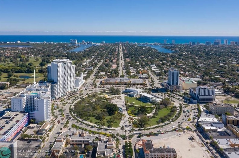 1830 Radius Dr, Hollywood FL  33020-7702 exterior