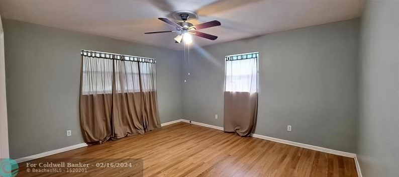 308 8 Dr, Okeechobee FL 34974-4543 exterior