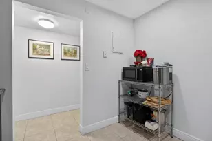 6301 N University Dr, Tamarac, FL 33321 - Photo 9