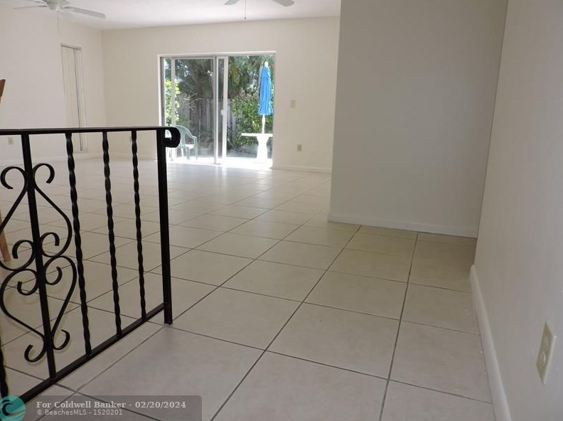 316 4th Ter, Dania Beach FL  33004-4715 exterior