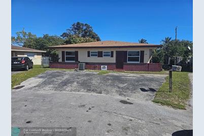 1420 NW 20th St - Photo 1