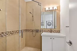 500 Isle of Capri Dr, Fort Lauderdale, FL 33301 - Photo 45