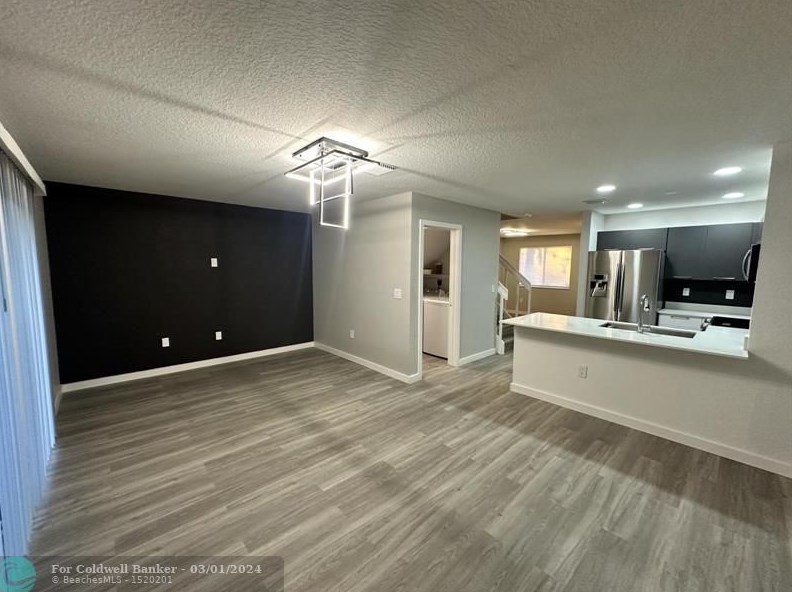 167 Hidden Court Rd, Hollywood FL  33023-7467 exterior