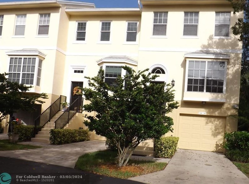 1640 42nd Sq, Vero Beach FL  32960-2522 exterior