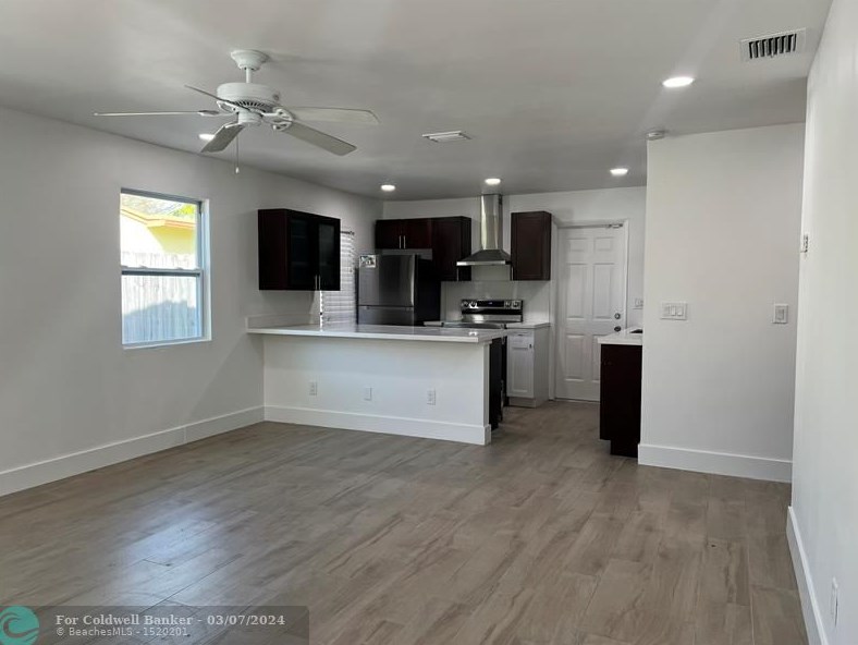 228 3rd Pl, Dania Beach FL  33004-4127 exterior