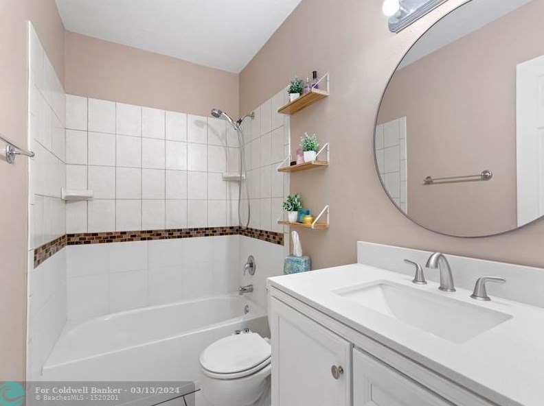 745 18th Pl, Vero Beach FL  32962-7006 exterior