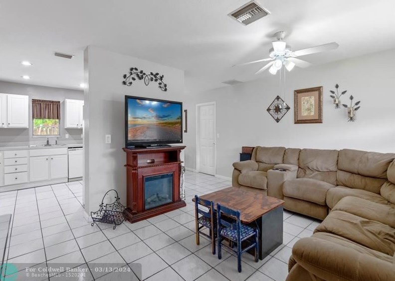 745 18th Pl, Vero Beach FL  32962-7006 exterior