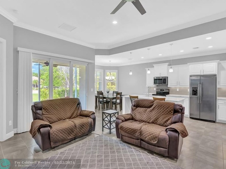 1868 Red Oak Ter, Vero Beach FL  32966 exterior