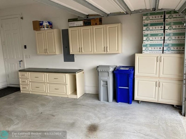 1868 Red Oak Ter, Vero Beach FL  32966 exterior