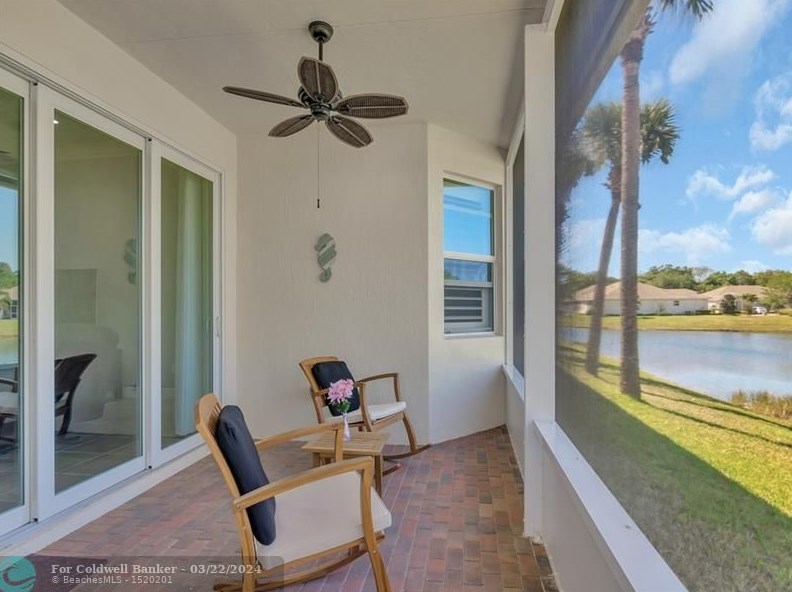 1868 Red Oak Ter, Vero Beach FL  32966 exterior