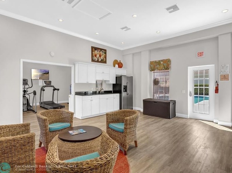 1868 Red Oak Ter, Vero Beach FL  32966 exterior