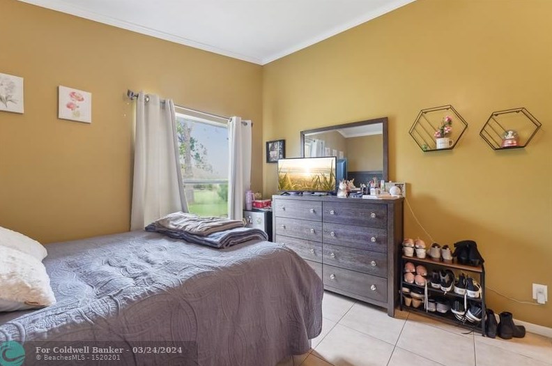 465 Eyerly Ave, Fort Pierce FL  34983-2903 exterior