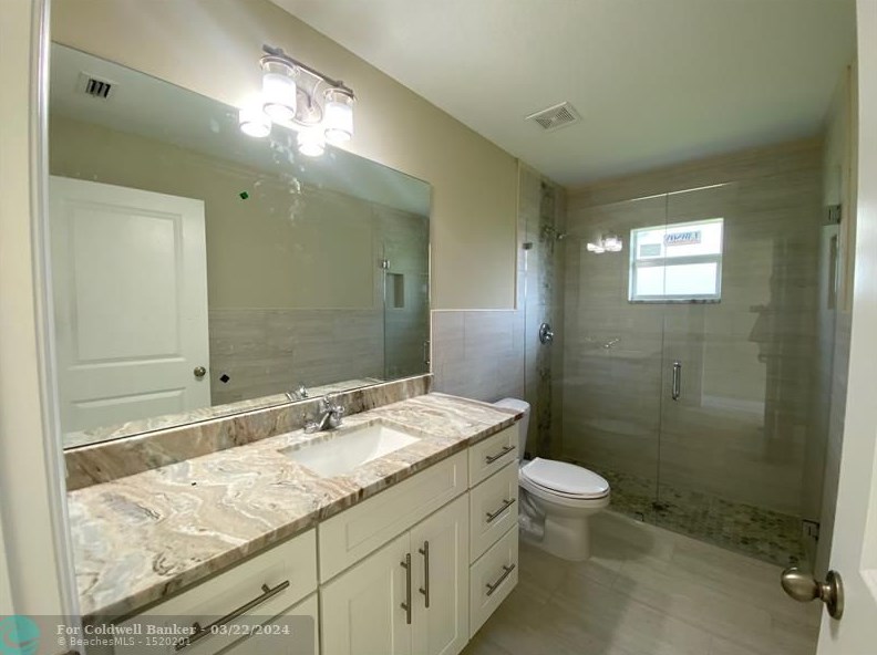 1050 Consolata Ave, Fort Pierce FL  34953-2877 exterior