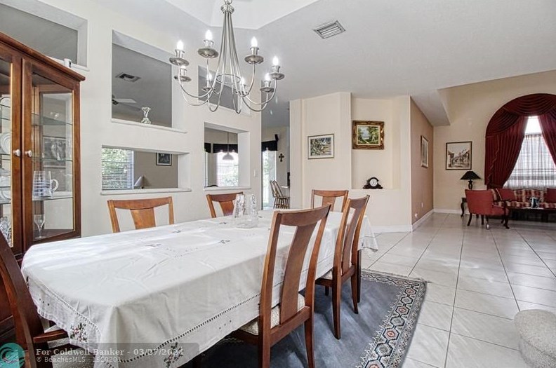 2080 99th Ave, Hollywood FL 33024-1416 exterior