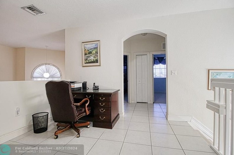 2080 99th Ave, Hollywood FL 33024-1416 exterior