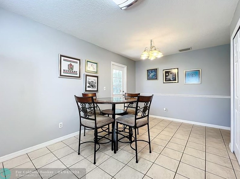 2560 Franklin Ave, Winter Park FL  32789-2811 exterior