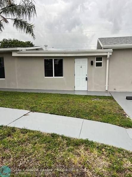 1810 99th Ave, Hollywood FL  33025-1812 exterior