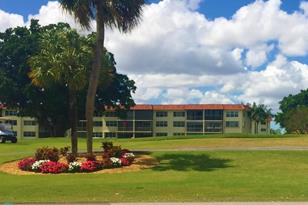 9420 S Hollybrook Lake Dr, Pembroke Pines, FL 33025 - Photo 1