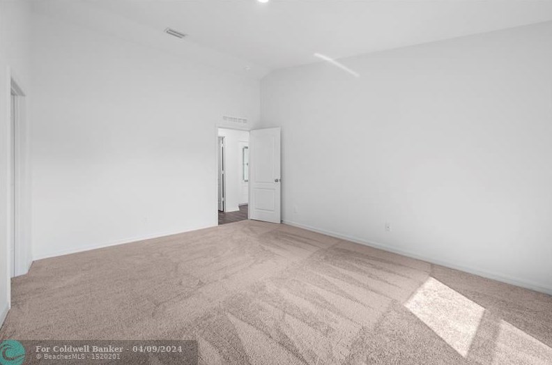 8455 100 Ave, Vero Beach FL 32967-3358 exterior