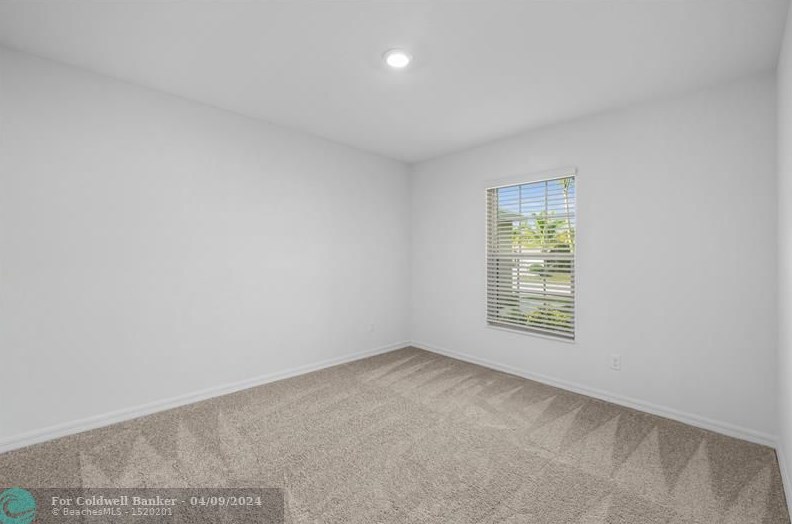 8455 100 Ave, Vero Beach FL 32967-3358 exterior