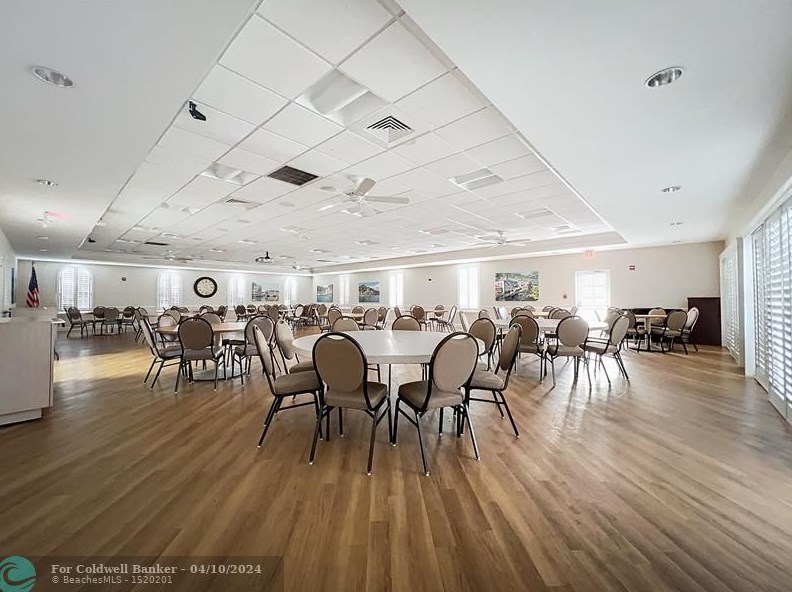 17 Colonial Club Dr, Boynton Beach FL 33435-8353 exterior