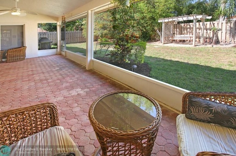 7540 Duncrest Rd, Lake Worth FL  33467-7814 exterior