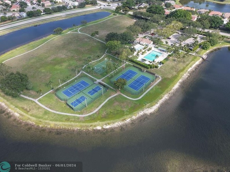 7540 Duncrest Rd, Lake Worth FL  33467-7814 exterior