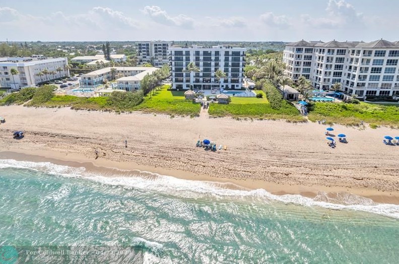 3951 Ocean Blvd, Delray Beach FL  33483-7445 exterior