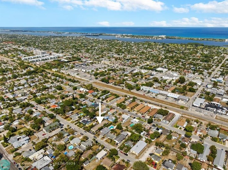 1122 N St, Lake Worth FL 33460-5246 exterior