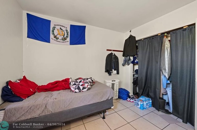 1122 N St, Lake Worth FL 33460-5246 exterior