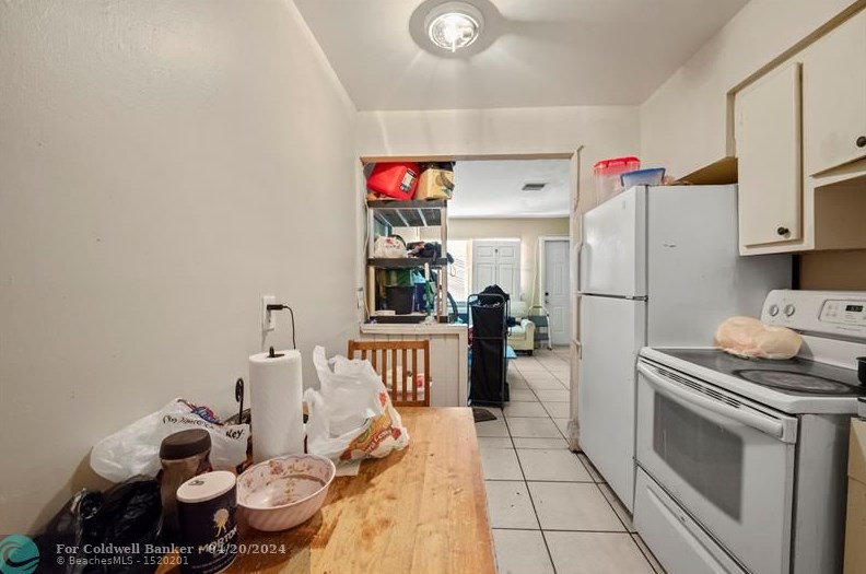 1122 N St, Lake Worth FL 33460-5246 exterior