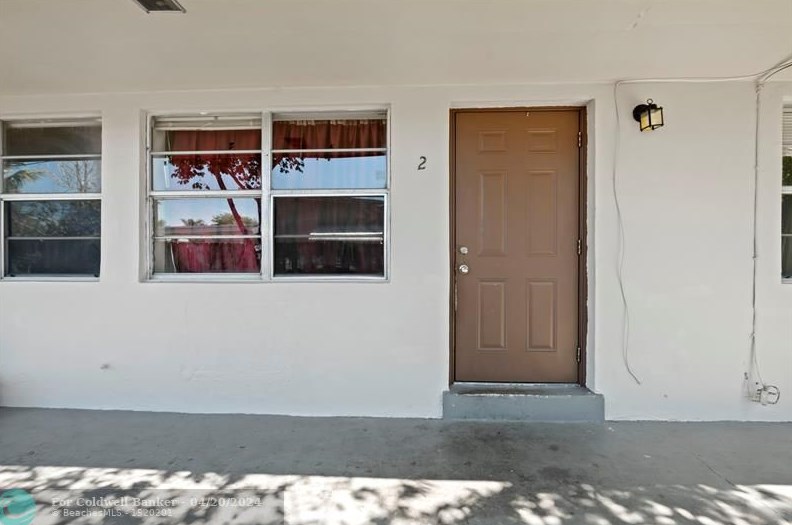 1122 N St, Lake Worth FL 33460-5246 exterior