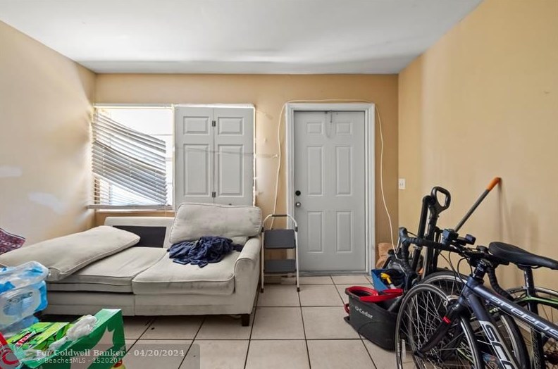 1122 N St, Lake Worth FL 33460-5246 exterior