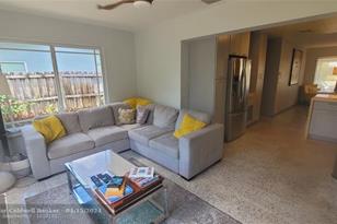 818 NW 28th Ct, Wilton Manors, FL 33311 - Photo 13