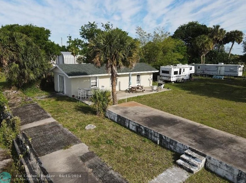 6258 Us Hwy 441, Okeechobee FL 34974-7418 exterior