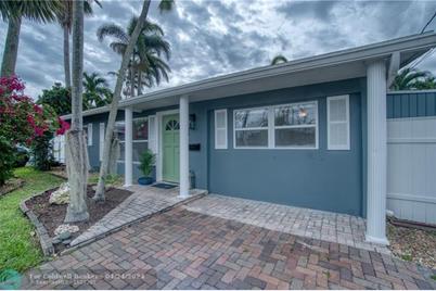 1830 NW 32nd Ct - Photo 1