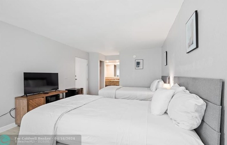 2520 Stirling Rd, Hollywood FL  33020-1122 exterior