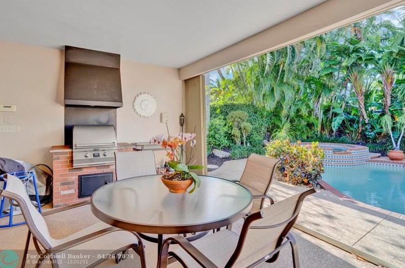 3341 37 St, Hollywood FL 33021-2520 exterior