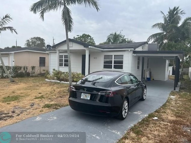 923 D St, Lake Worth FL  33460-2444 exterior