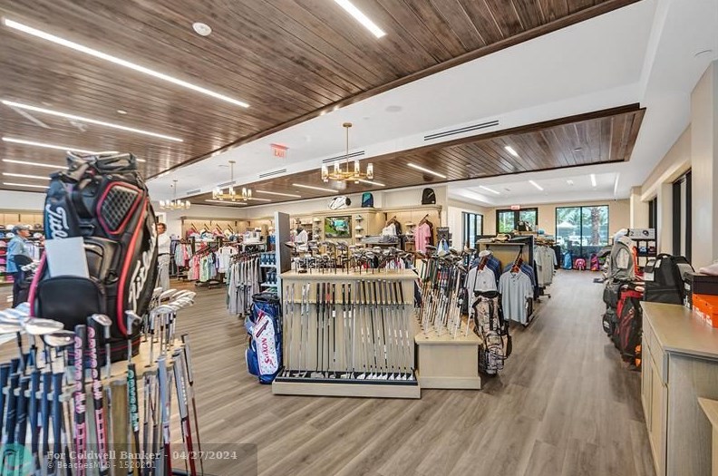 11061 Clover Leaf Cir, Boca Raton FL  33428-1606 exterior