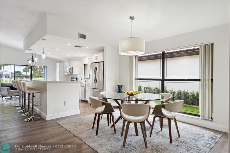 11061 Clover Leaf Cir, Boca Raton FL  33428-1606 exterior