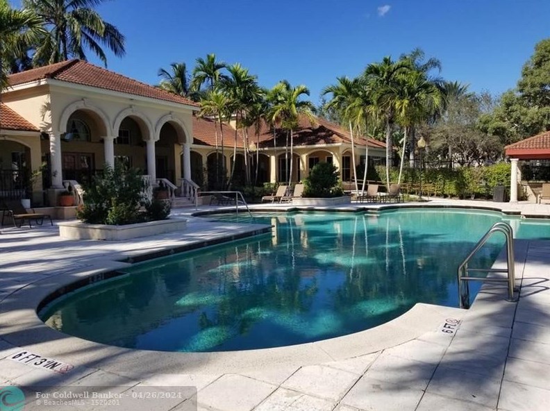 4131 San Marino Blvd, West Palm Beach FL  33409-8607 exterior