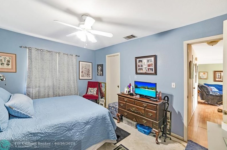 2065 7 Dr, Vero Beach FL  32962-7044 exterior