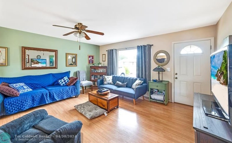 2065 7th Dr, Vero Beach FL  32962-7044 exterior