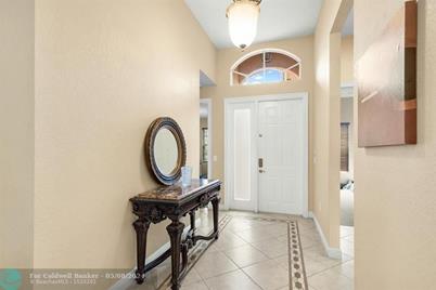 4638 SW 183rd Ave - Photo 1
