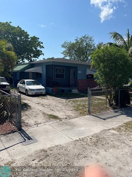 7778 15th Ave, Miami FL 33147-5767 exterior