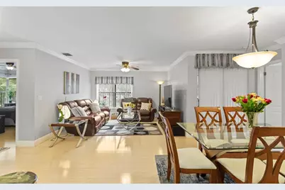 4624  Carambola Cir, Unit #2706, Coconut Creek, FL 33066 - Photo 5