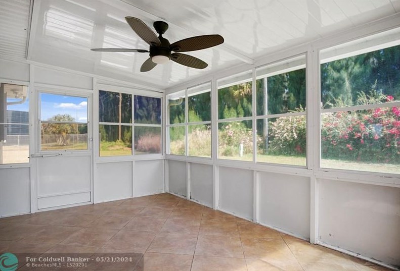 5626 Travelers Way, Fort Pierce FL 34982-3989 exterior